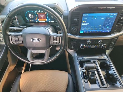 Used 2023 Ford F150 Lariat w/ Trailer Tow Package image 11