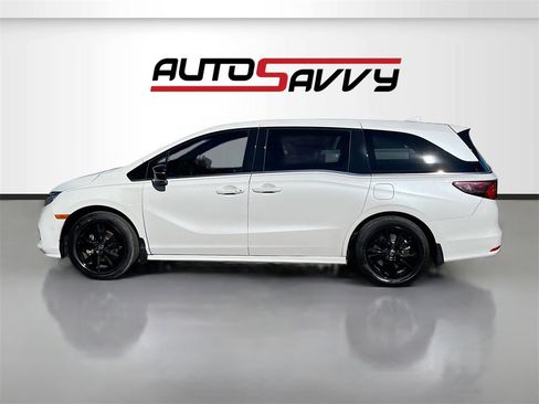 Used 2023 Honda Odyssey Sport image 4