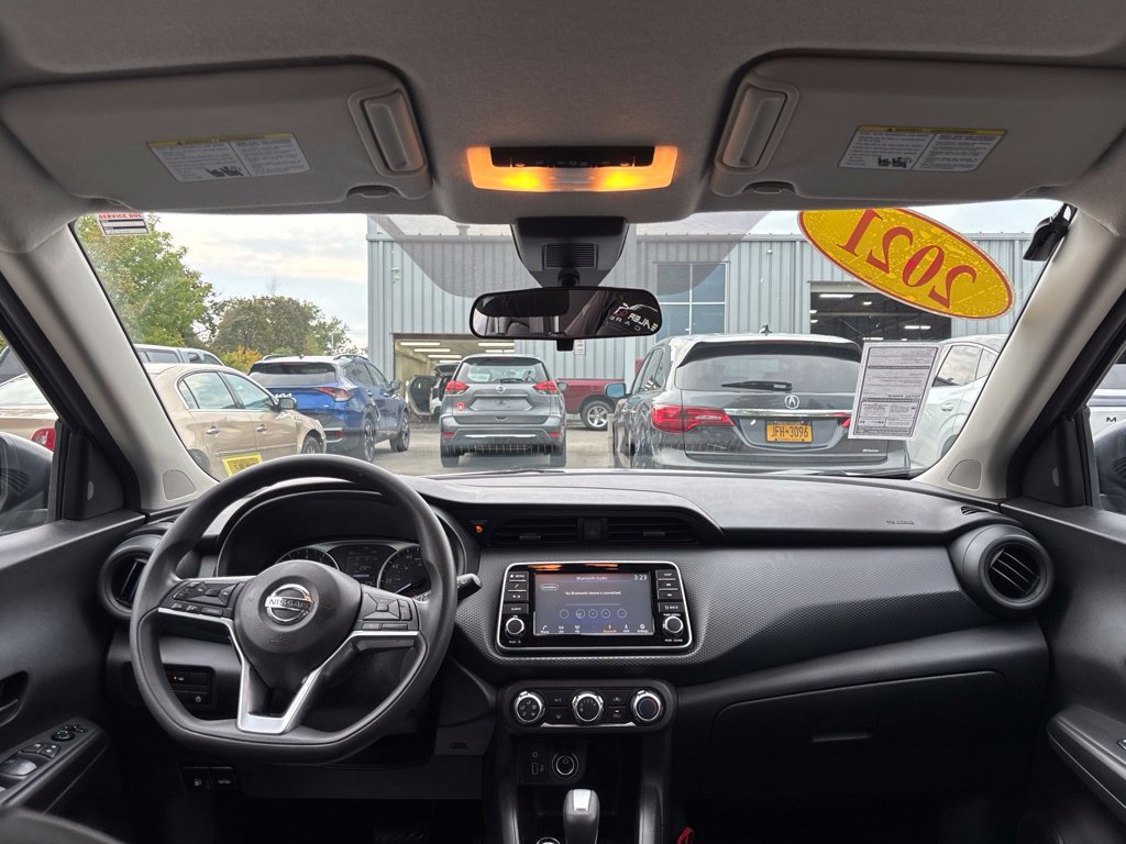 Used 2021 Nissan Kicks S FWD image 15