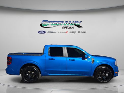 Used 2025 Ford Maverick Lobo image 9