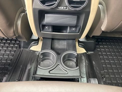 Used 2016 Land Rover LR4 HSE LUX AWD/4WD image 38