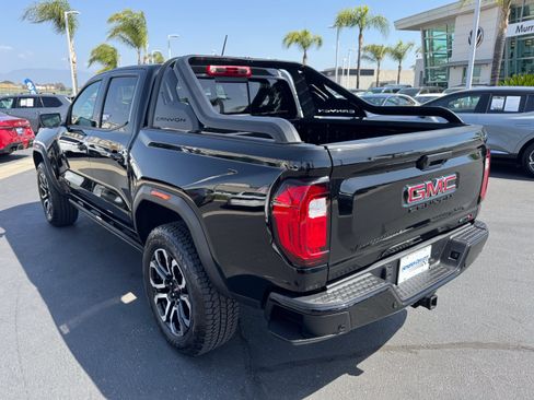 Used 2025 GMC Canyon AT4 w/ Nightfall Edition AWD/4WD image 8