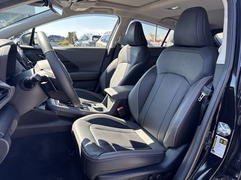 Certified 2025 Subaru Crosstrek 2.5i Limited image 2