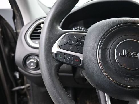 Used 2019 Jeep Renegade Latitude image 20