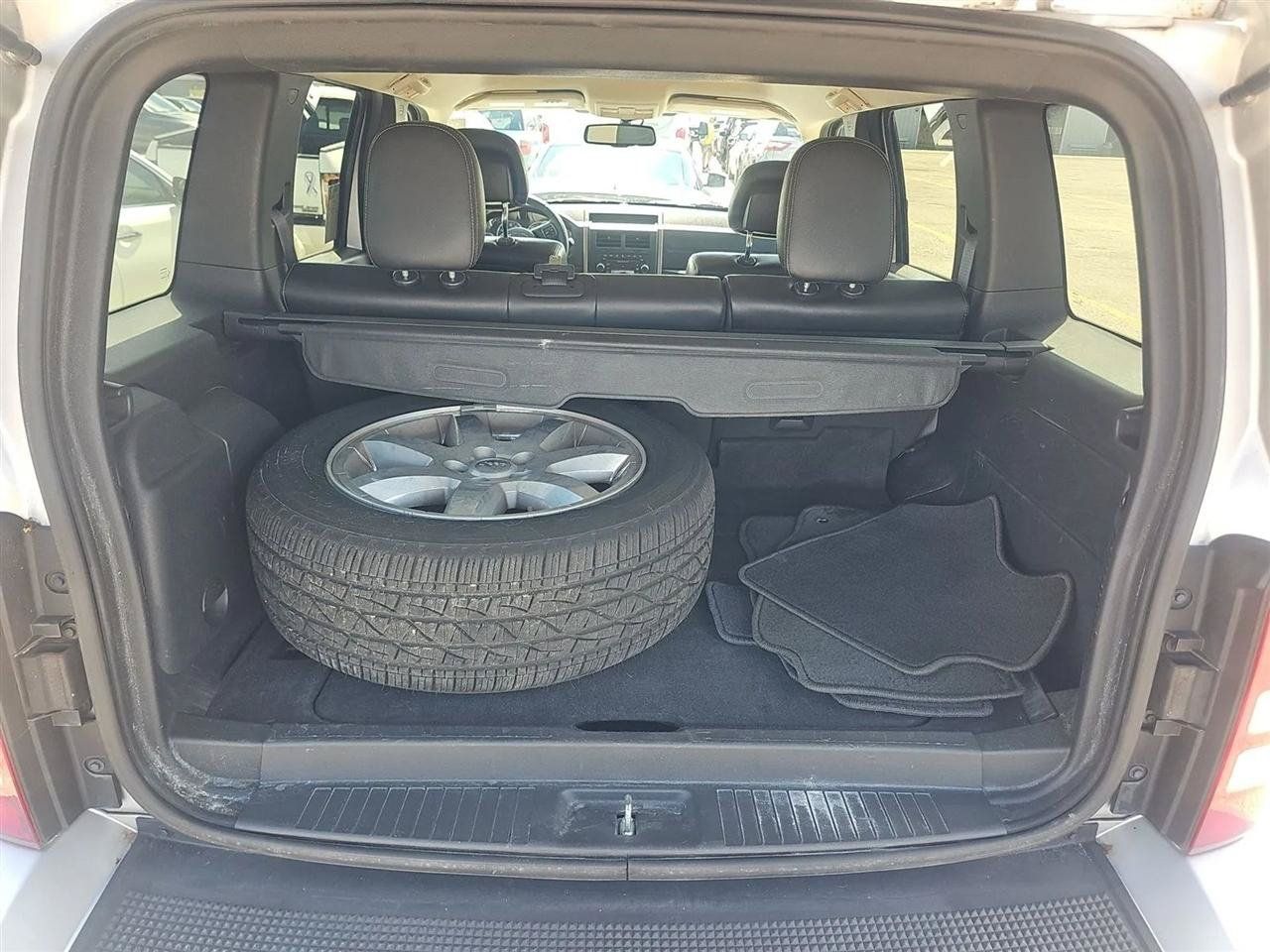 Used 2012 Jeep Liberty Sport RWD image 17
