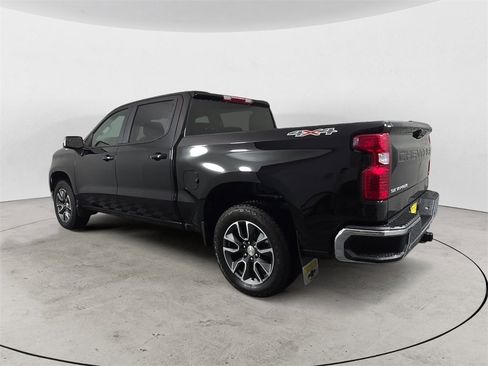 Certified 2025 Chevrolet Silverado 1500 LT image 3