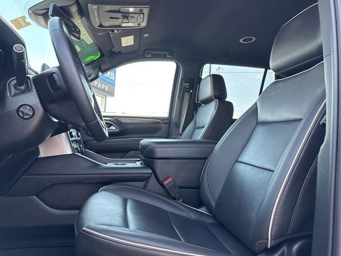 Used 2024 Chevrolet Tahoe Premier AWD/4WD image 21