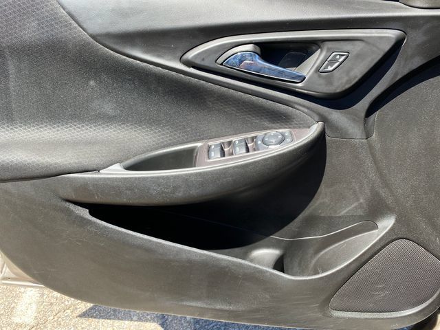 Used 2023 Chevrolet Malibu LT FWD image 13