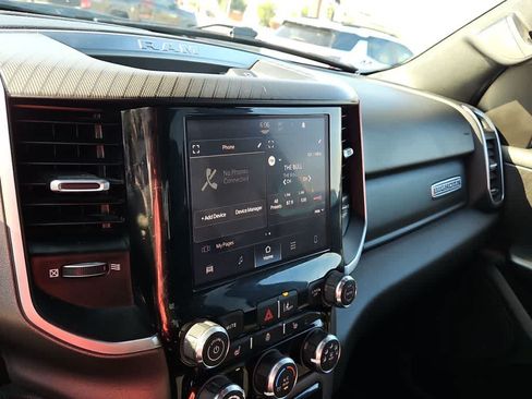 Used 2025 RAM 1500 Big Horn AWD/4WD image 24
