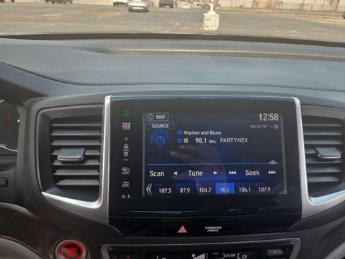 Used 2016 Honda Pilot EX-L image 16