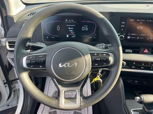 Used 2023 Kia Sportage LX AWD/4WD image 28