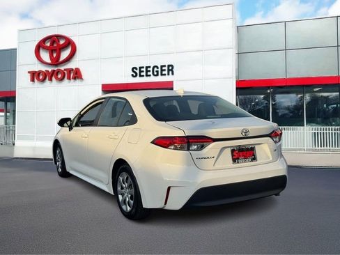 Certified 2024 Toyota Corolla LE FWD image 9