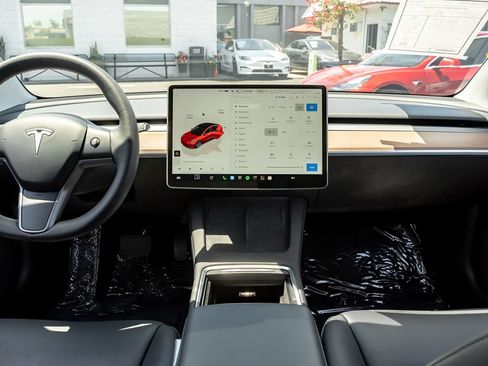 Used 2023 Tesla Model 3 Long Range AWD/4WD image 17