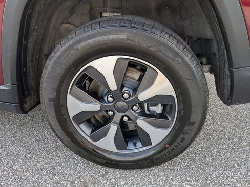 Used 2023 Jeep Grand Cherokee 4WD 4xe image 21