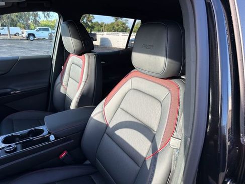New 2026 Chevrolet Equinox RS w/ Safety and Technology Package FWD image 21