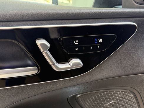 Used 2024 Mercedes-Benz C 300 4MATIC Sedan image 23