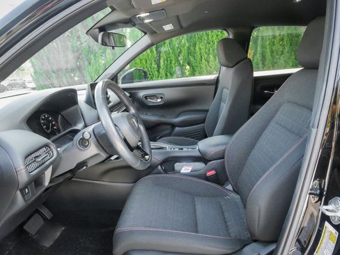 Used 2023 Honda HR-V Sport image 7