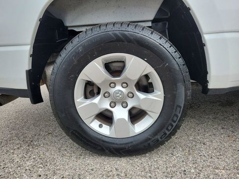Used 2020 RAM 1500 Big Horn AWD/4WD image 5