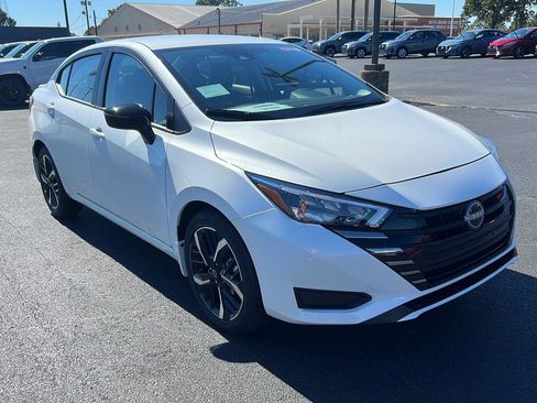 New 2025 Nissan Versa SR w/ Trunk Package image 3