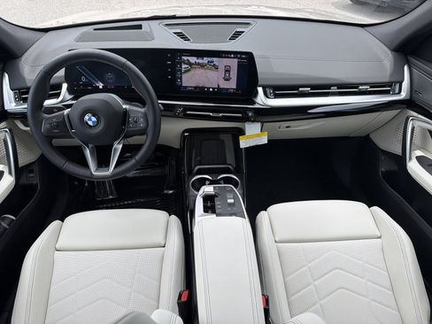 New 2026 BMW X2 xDrive28i w/ Technology Package AWD/4WD image 14