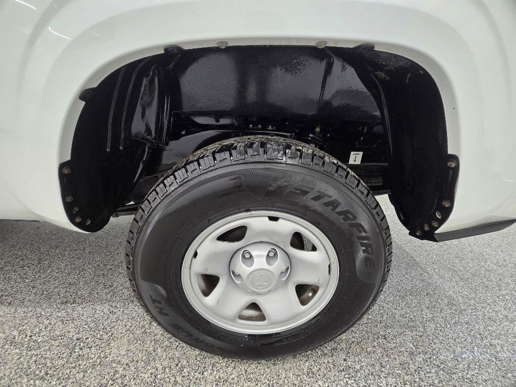 Used 2020 Toyota Tacoma SR RWD image 28
