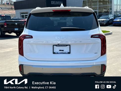 Certified 2025 Kia Telluride S AWD/4WD image 3