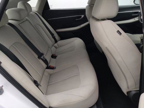 Used 2024 Hyundai Sonata SEL FWD image 19