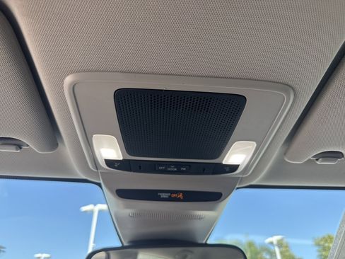 Used 2023 Honda HR-V LX image 28