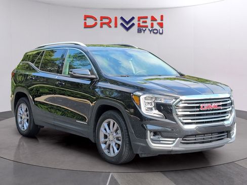 Used 2023 GMC Terrain SLT FWD image 7