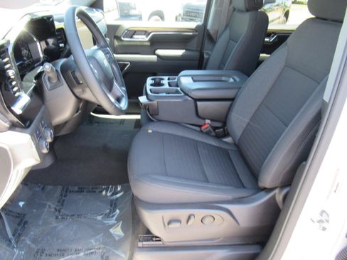 Certified 2024 Chevrolet Silverado 1500 LT AWD/4WD image 16