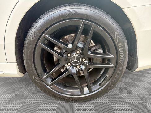 Used 2015 Mercedes-Benz S 550 4MATIC Sedan image 29
