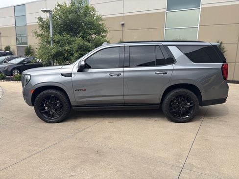 Used 2022 GMC Yukon AT4 w/ Max Trailering Package AWD/4WD image 7