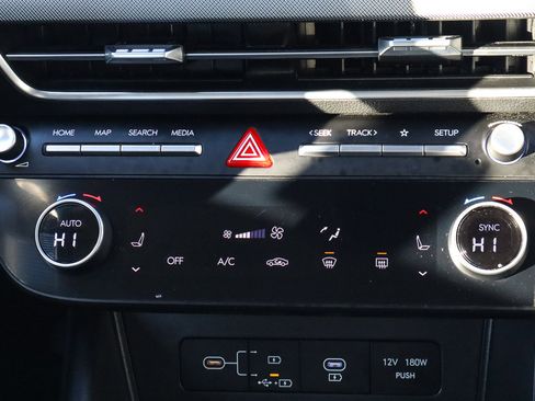 Used 2024 Hyundai Sonata SEL image 11