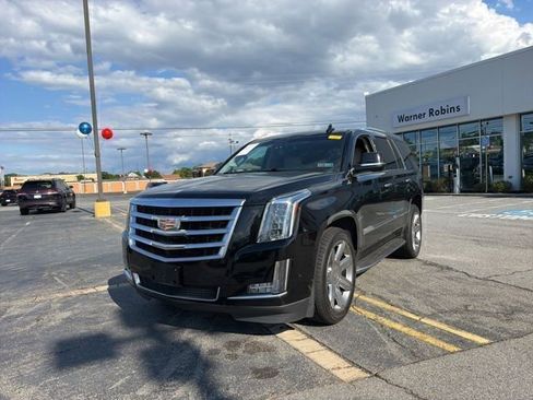 Used 2020 Cadillac Escalade Luxury AWD/4WD image 11