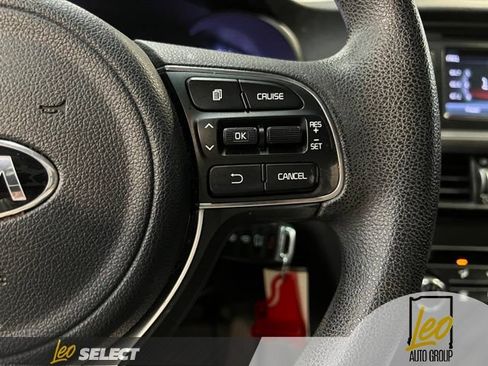 Used 2017 Kia Optima LX FWD image 12