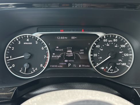 Used 2025 Nissan Pathfinder SV w/ SV Premium Package FWD image 27