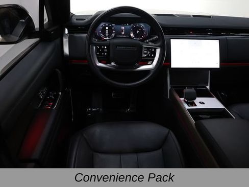 Used 2025 Land Rover Range Rover Long Wheelbase SE AWD/4WD image 14