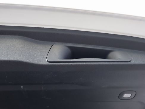 Used 2023 Jeep Grand Cherokee Altitude image 21