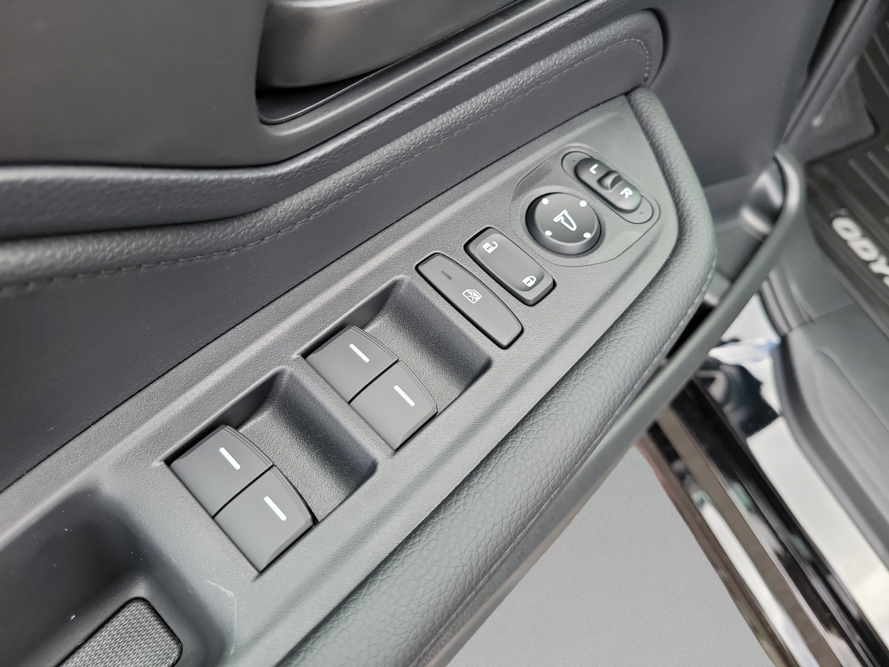 New 2026 Honda Odyssey Sport-L image 24