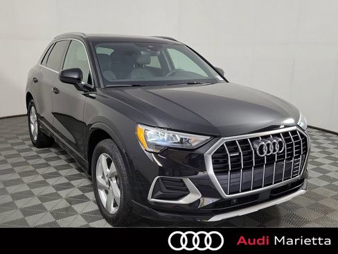 Used 2022 Audi Q3 2.0T Premium w/ Convenience Package AWD/4WD image 1
