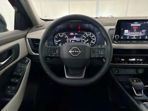 Certified 2026 Nissan Rogue Dark Armor FWD image 17
