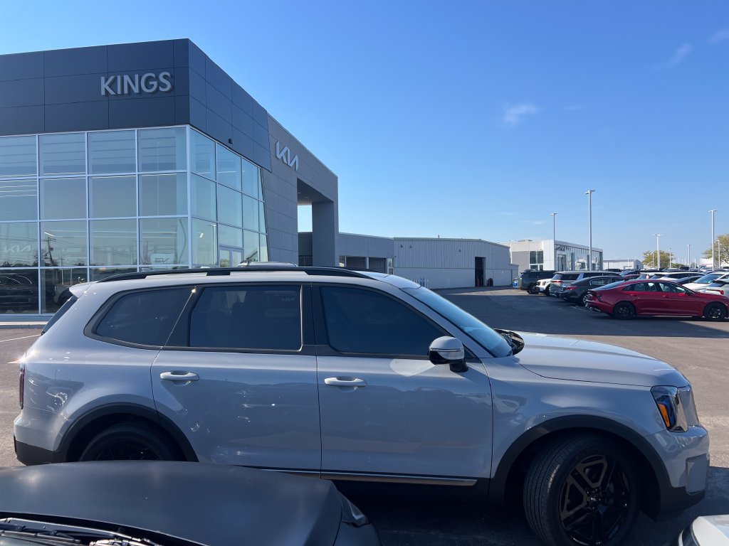 Certified 2023 Kia Telluride SX Prestige X-Line AWD/4WD image 3