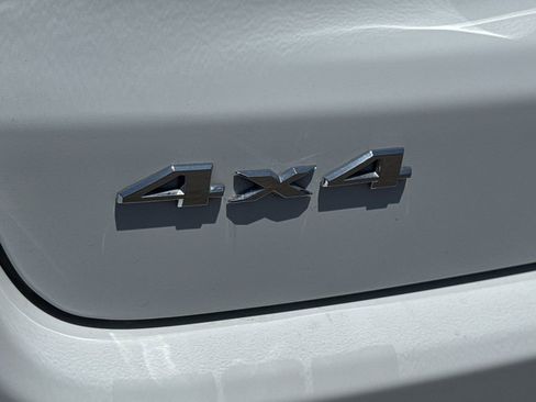 Certified 2024 Jeep Compass Latitude AWD/4WD image 12