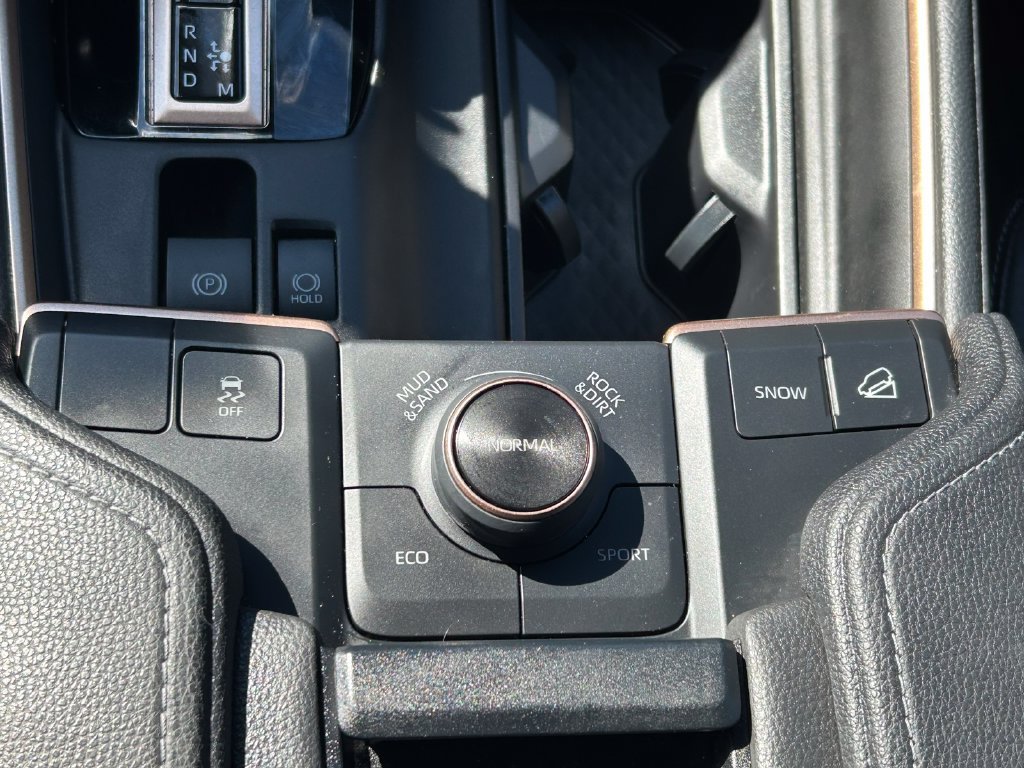 Certified 2025 Toyota Grand Highlander AWD Hybrid image 35