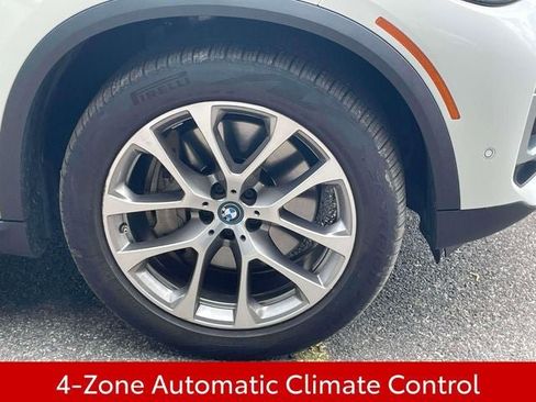 Used 2023 BMW X5 xDrive45e AWD/4WD image 12