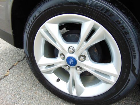 Used 2013 Ford Focus SE FWD image 49