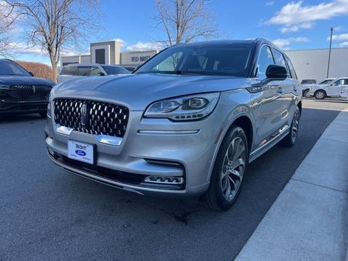 Used 2023 Lincoln Aviator Grand Touring w/ Equipment Group 301A image 3