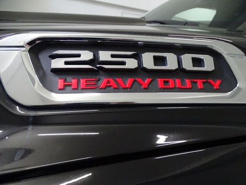 Certified 2025 RAM 2500 Big Horn AWD/4WD image 24