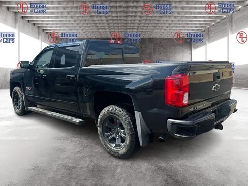 Used 2018 Chevrolet Silverado 1500 LTZ Z71 w/ LTZ Plus Package AWD/4WD image 7