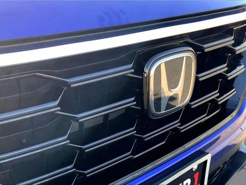 Used 2025 Honda CR-V EX-L image 30